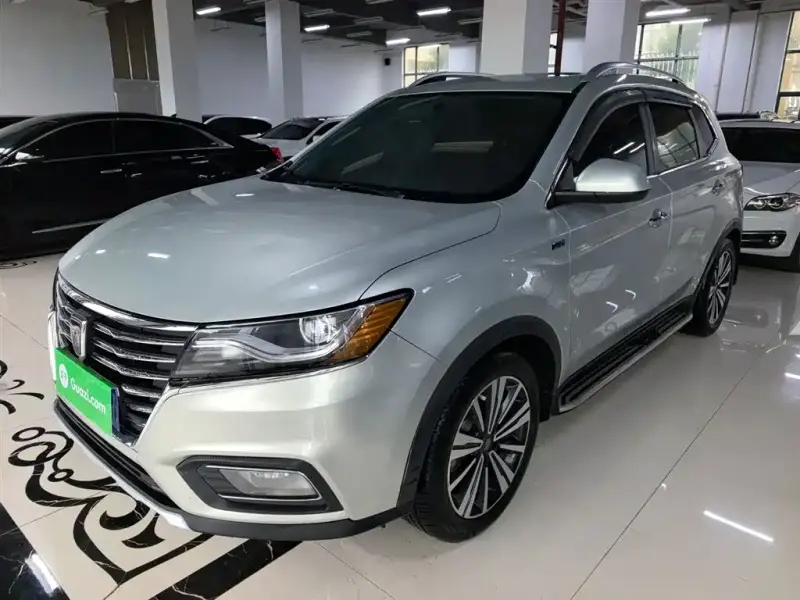 Roewe MG HS (RX5)
