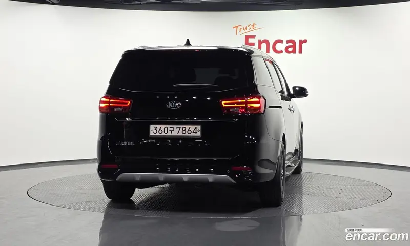 Kia Carnival (Canival)