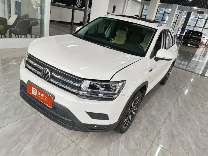 Volkswagen Tharu