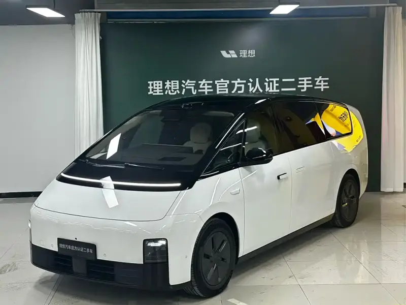 Li Auto MEGA