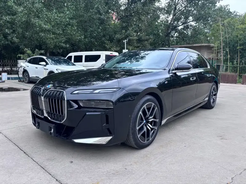 BMW 7-Series