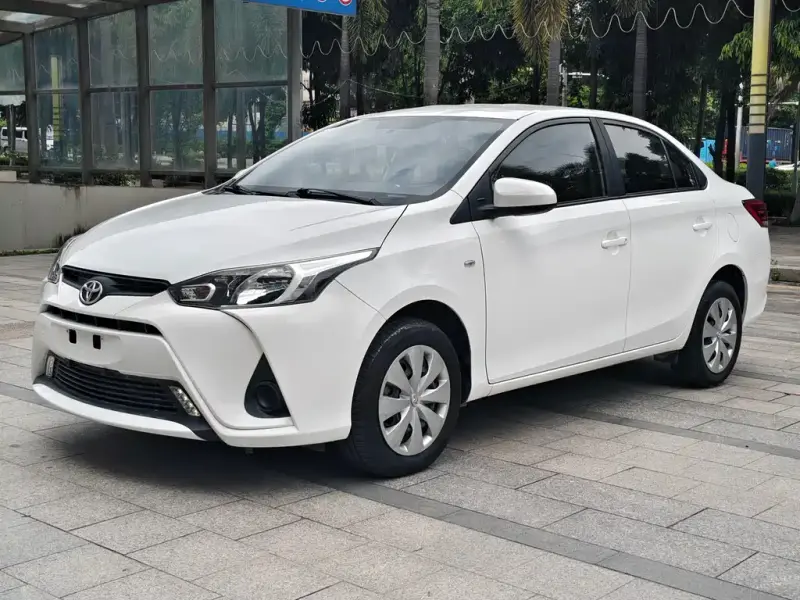 Toyota Yaris L