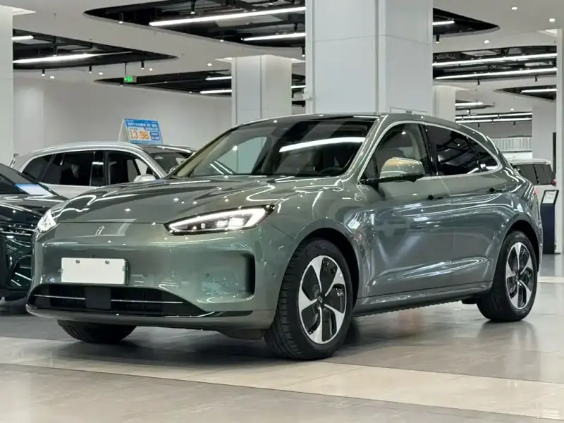 AITO M5