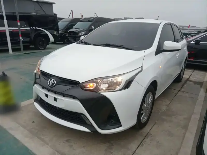 Toyota Yaris L