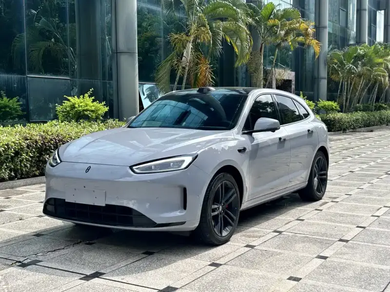 AITO M5