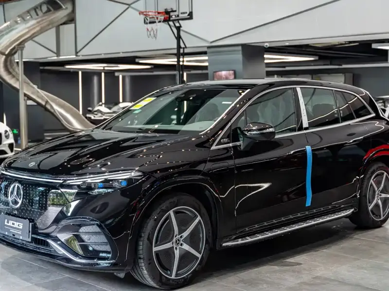 Mercedes-Benz EQS