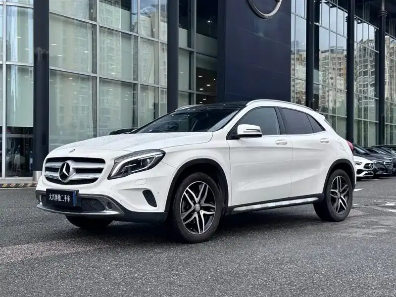 Mercedes-Benz GLA