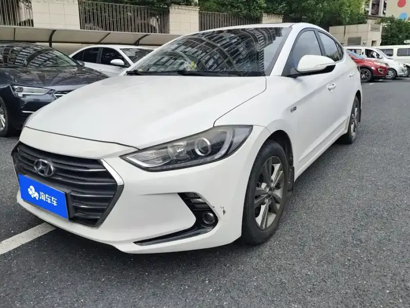 Hyundai Elantra