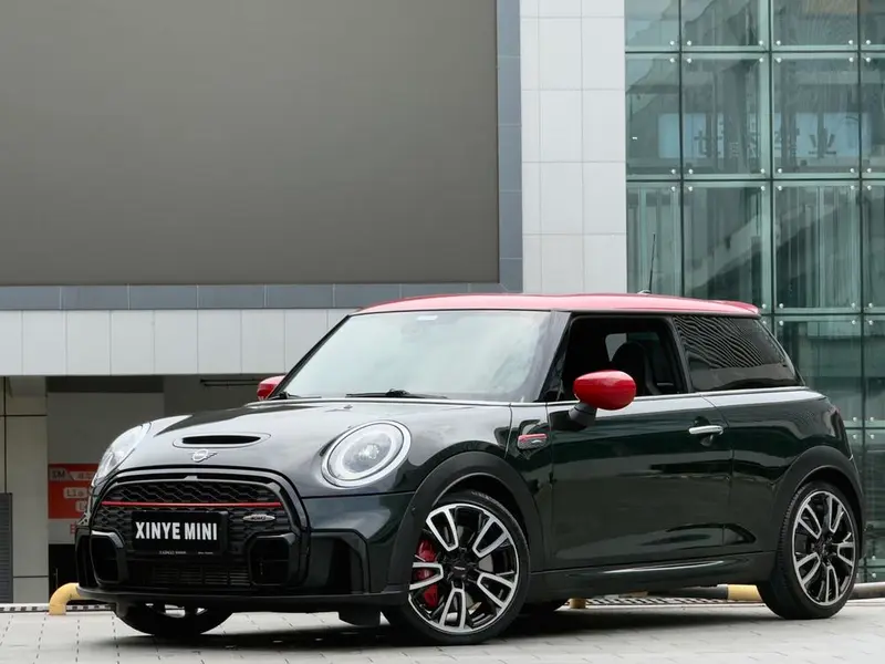 MINI JCW