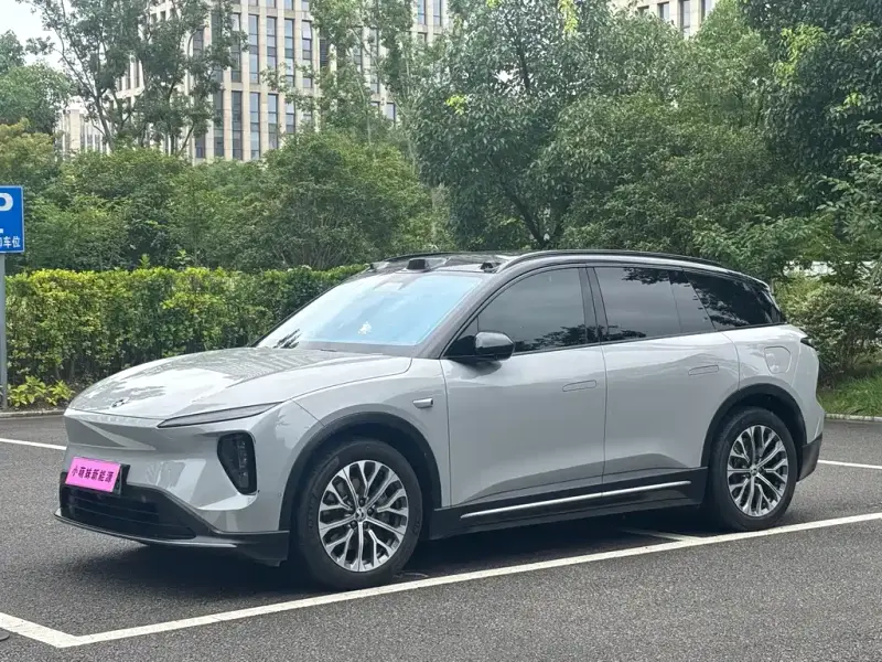 NIO ES6