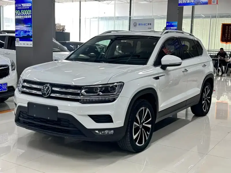 Volkswagen Tharu