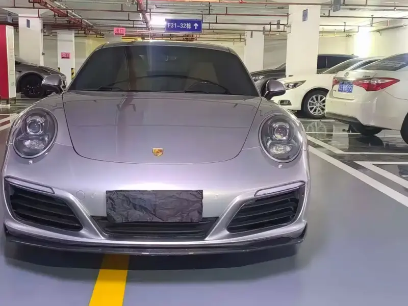 Porsche 911