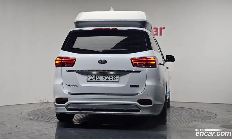Kia Carnival (Canival)