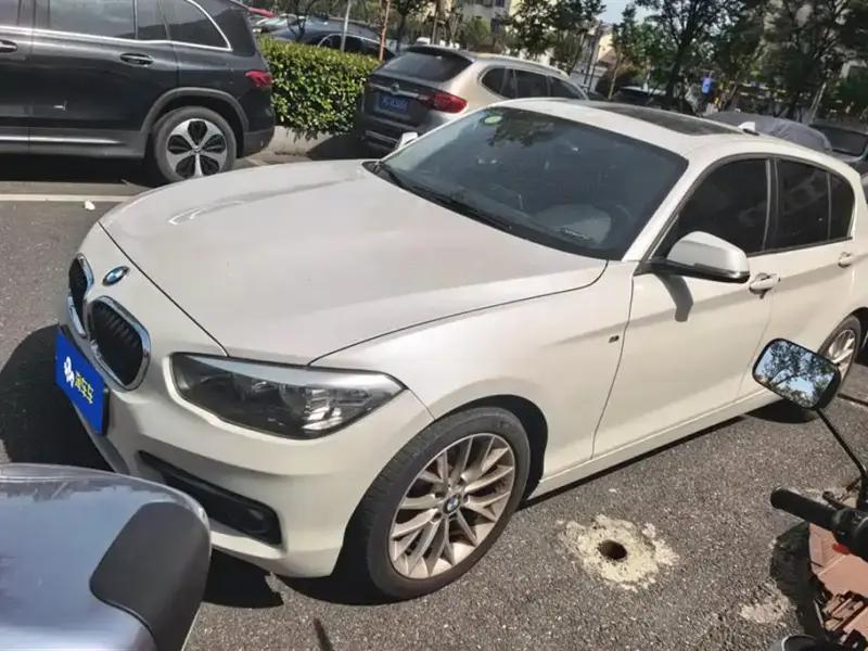 BMW 1 Series (Import)