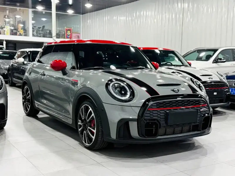 MINI JCW