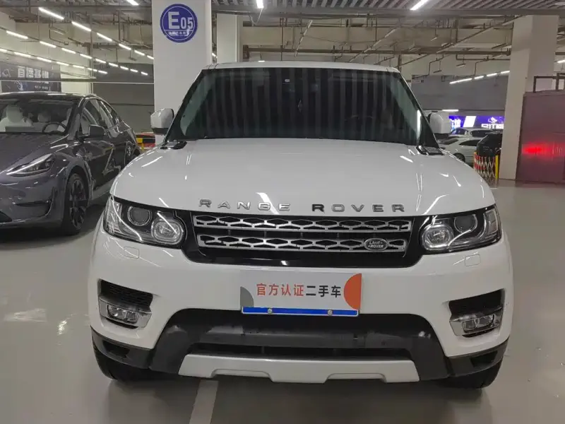 Land Rover Sport
