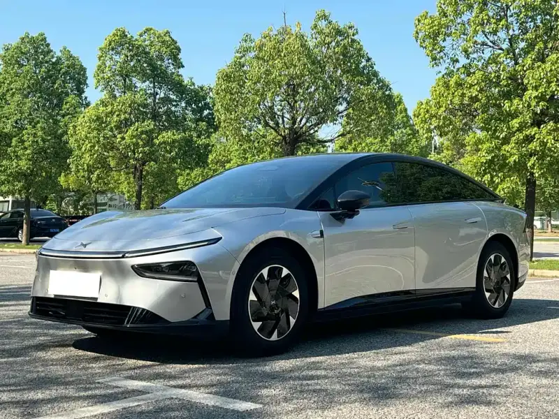 XPeng P7+