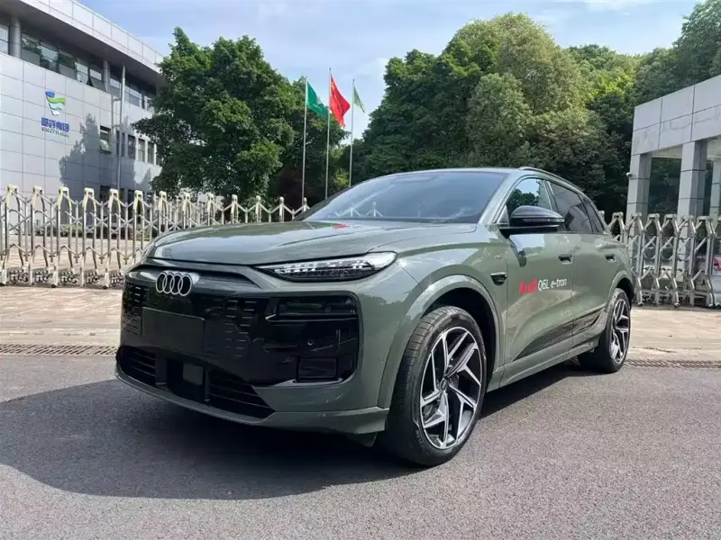 Audi Q6L e-tron