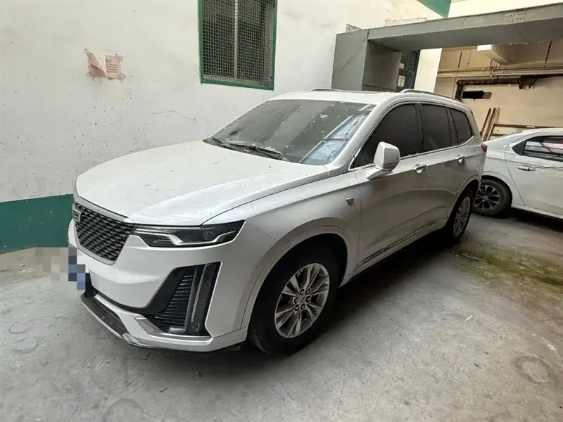 Cadillac XT6