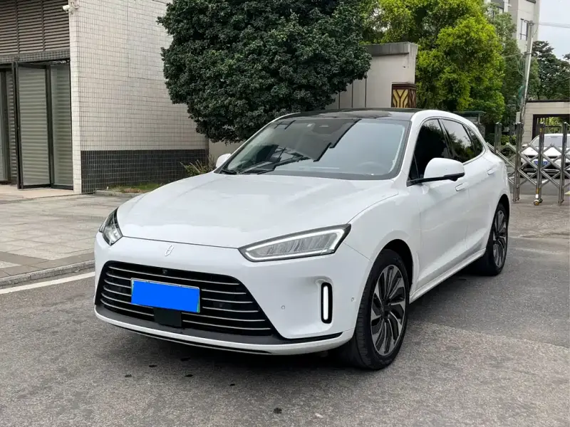 AITO M5
