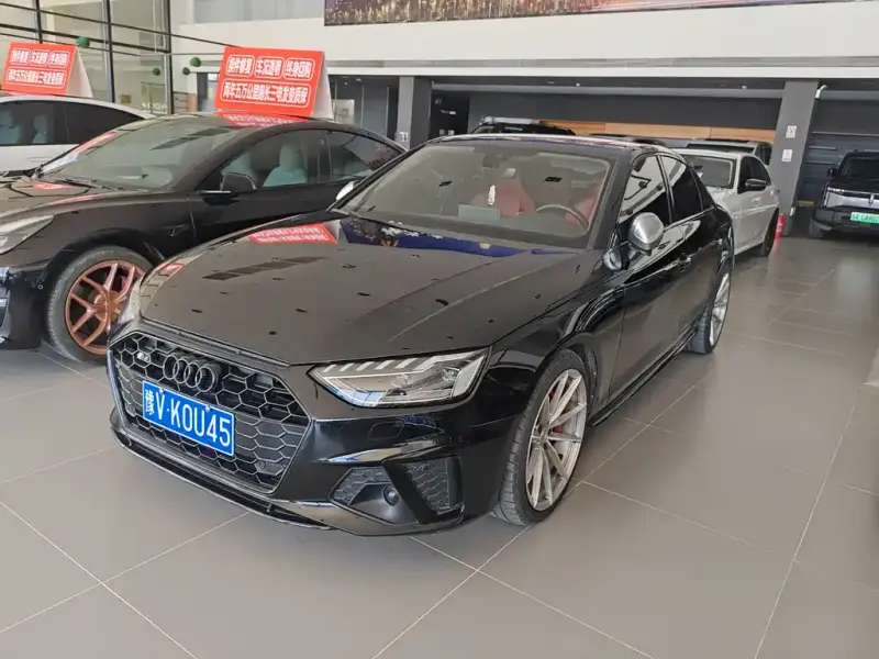 Audi S4