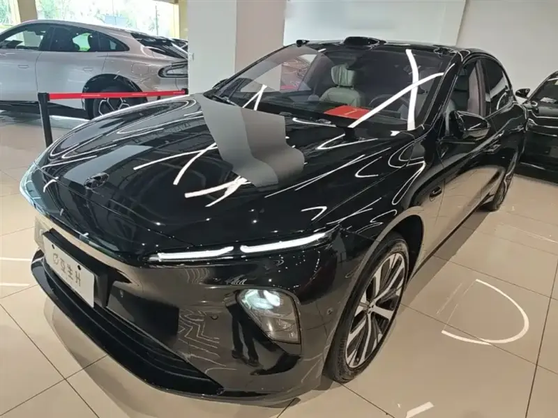 NIO ET7