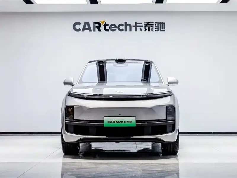 Li Auto L8