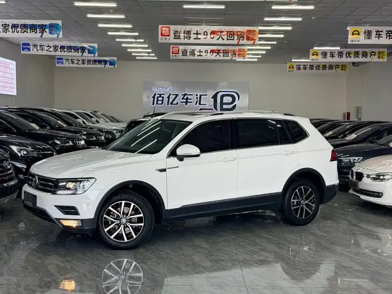 Volkswagen Tiguan L