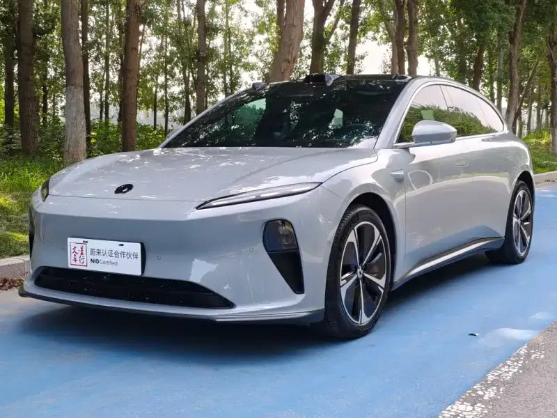 NIO ET5T