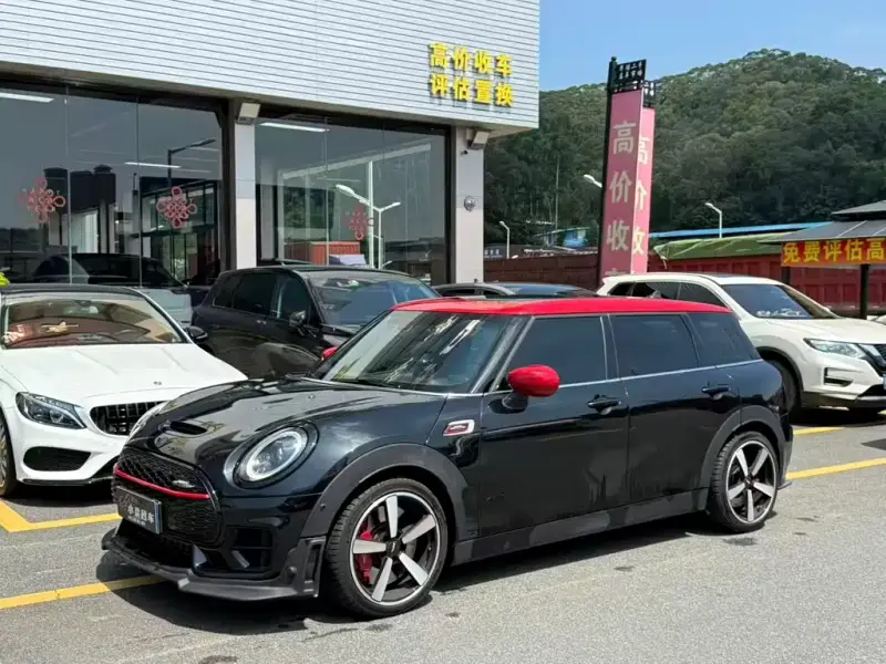 MINI JCW