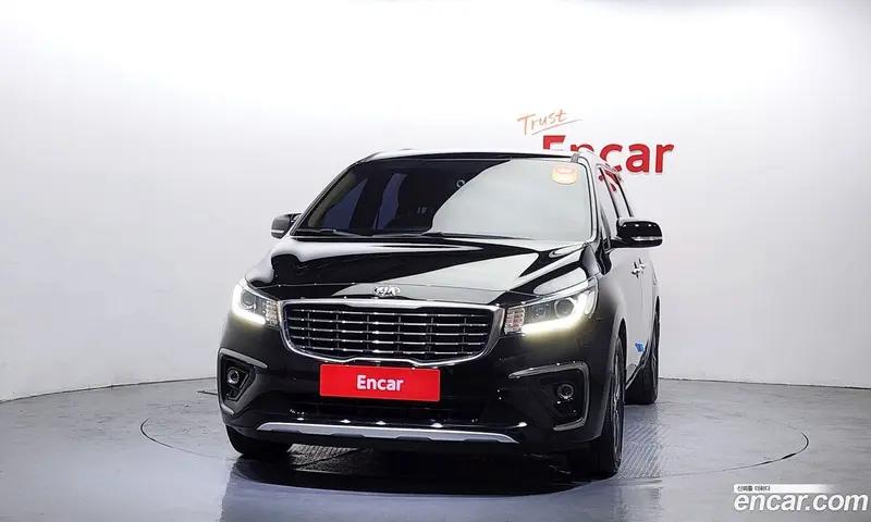 Kia Carnival (Canival)