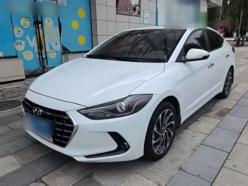 Hyundai Elantra