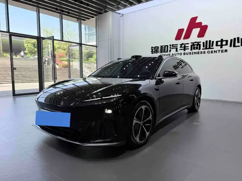 NIO ET5T