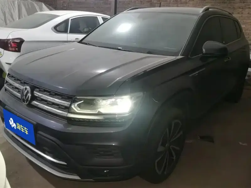 Volkswagen Tharu