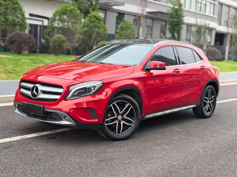 Mercedes-Benz GLA