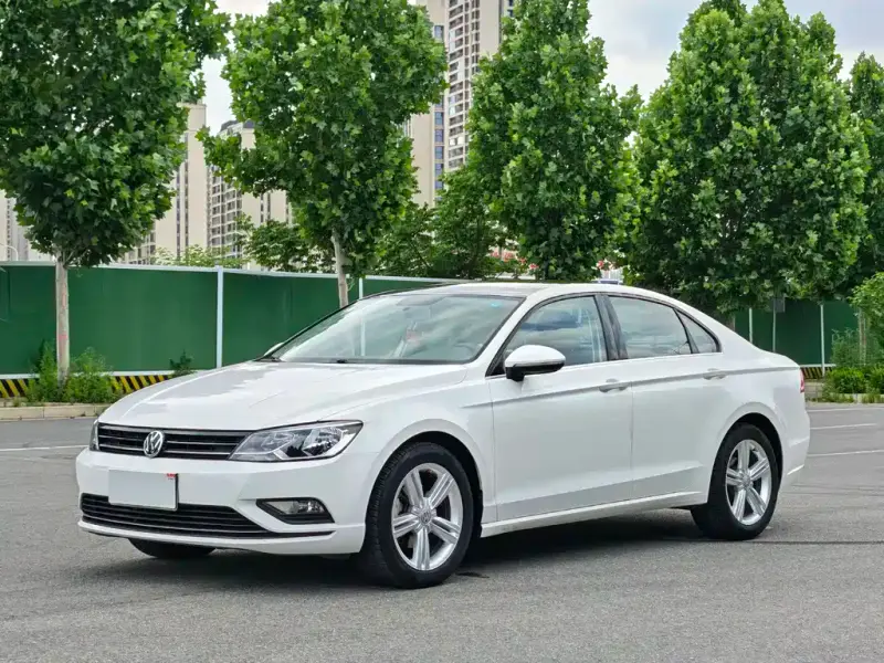 Volkswagen Lamando