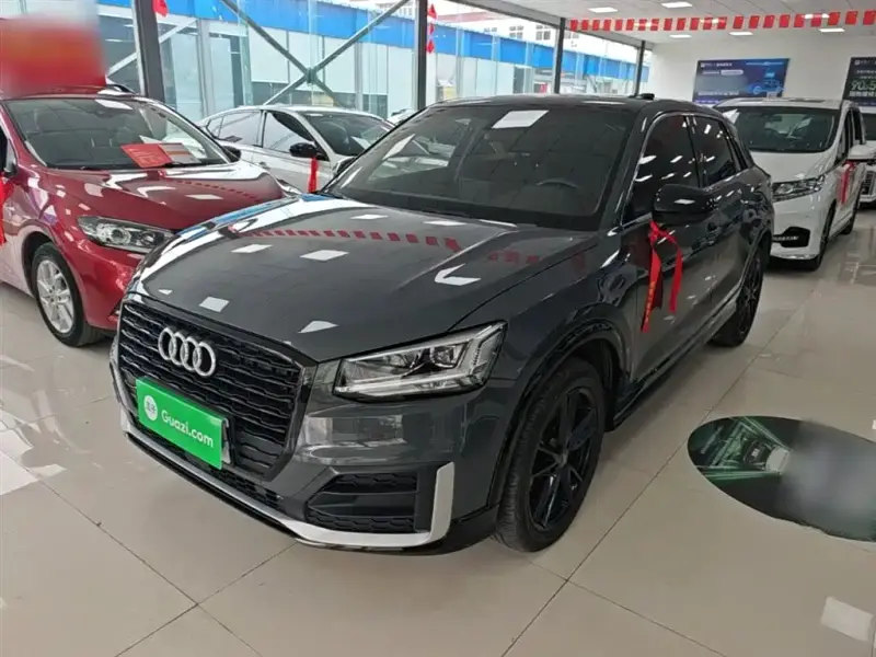 Audi Q2L