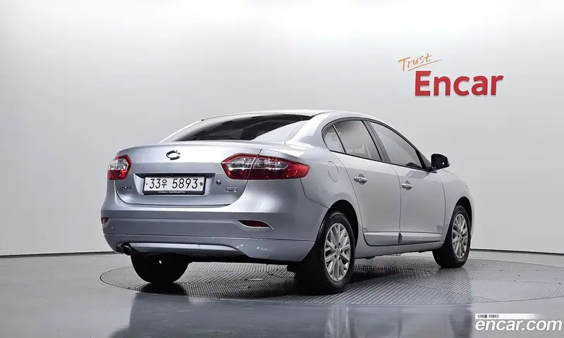 Renault-KoreaSamsung Fluence (SM3)