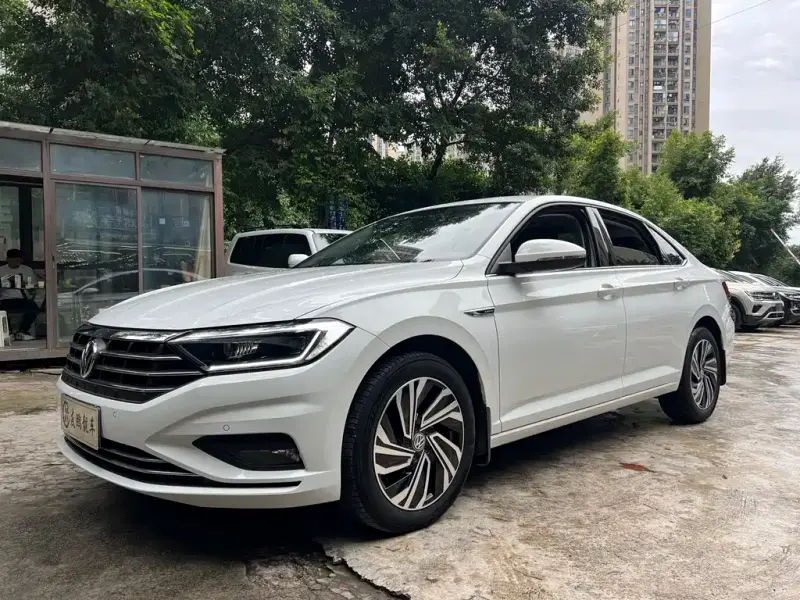Volkswagen Sagitar