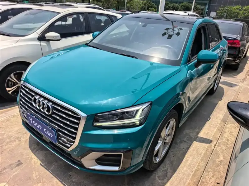 Audi Q2L