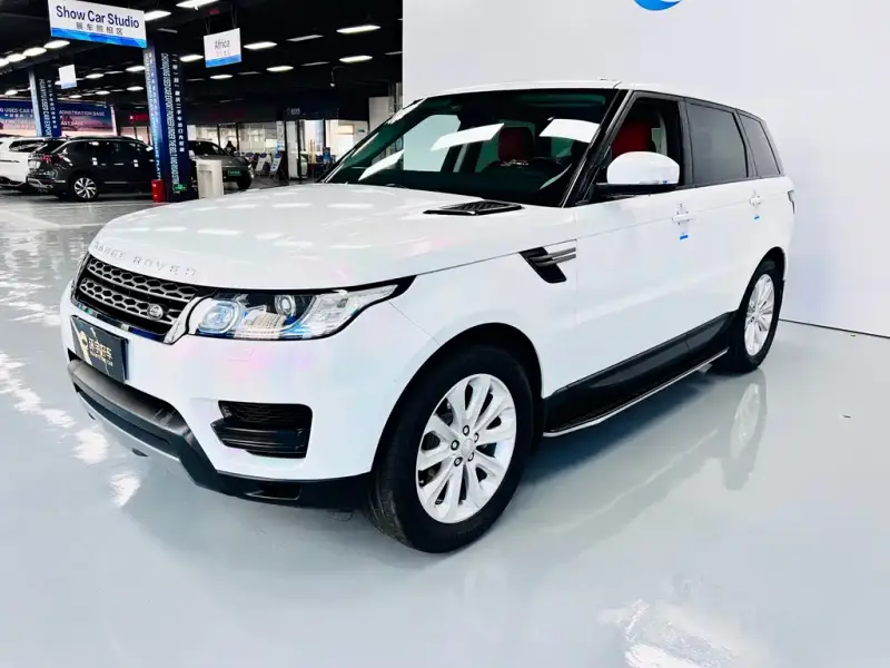 Land Rover Sport