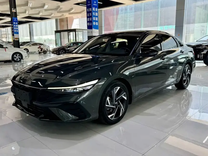 Hyundai Elantra