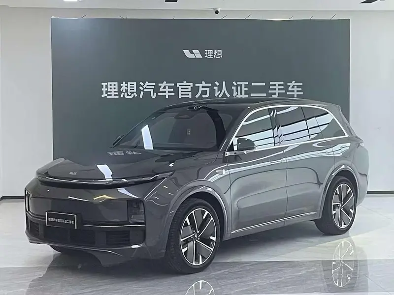 Li Auto L8