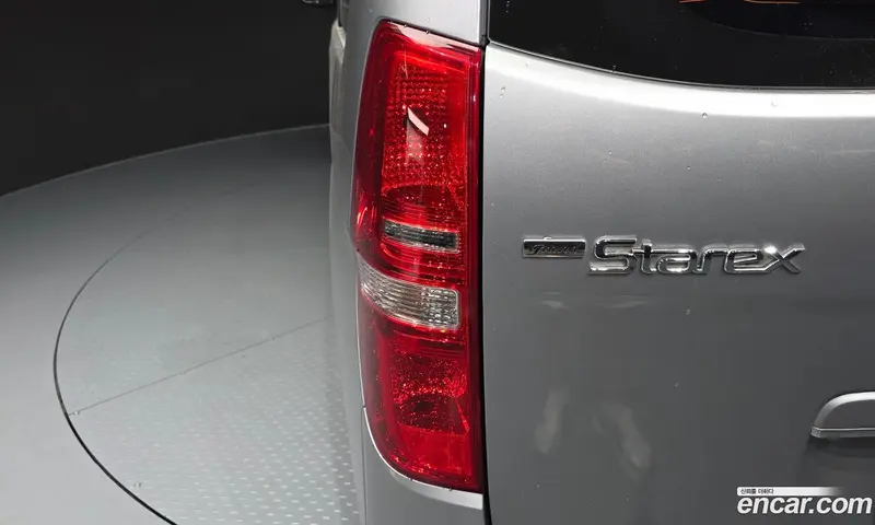 Hyundai H-1