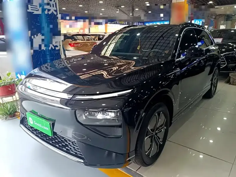 XPeng G9
