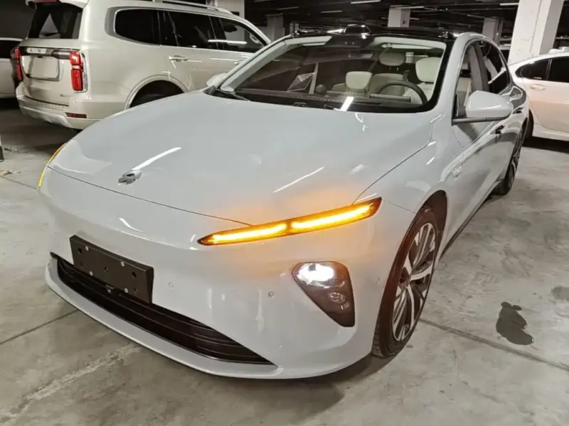 NIO ET7