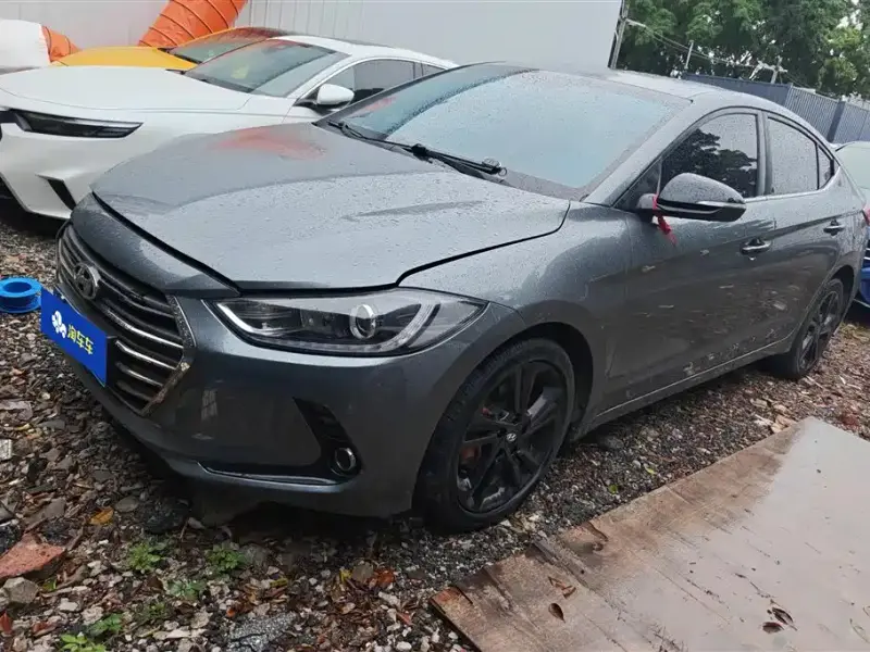Hyundai Elantra