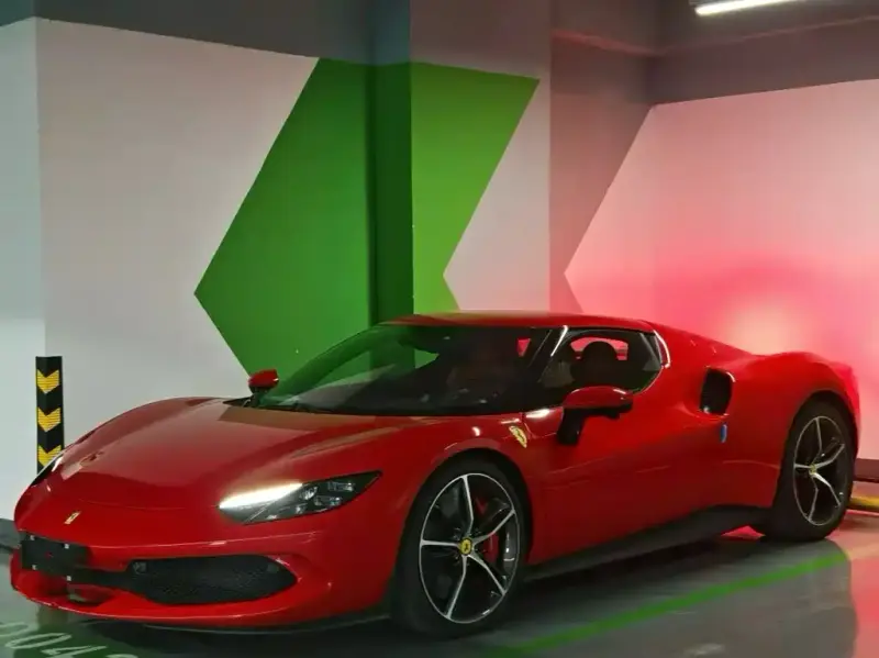 Ferrari 296