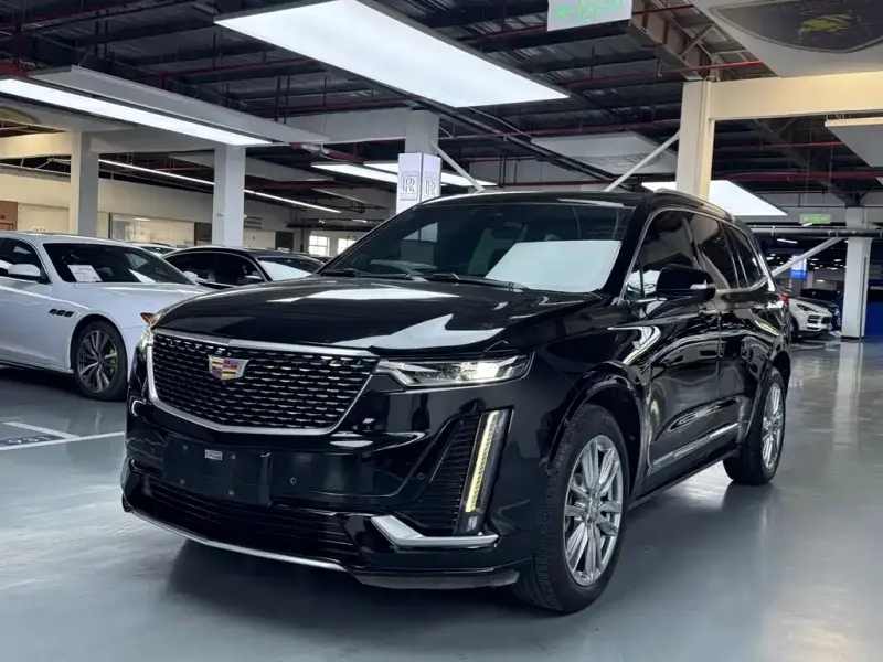 Cadillac XT6