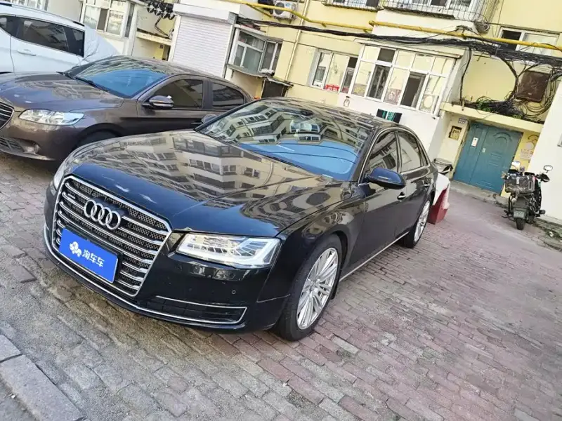 Audi A8